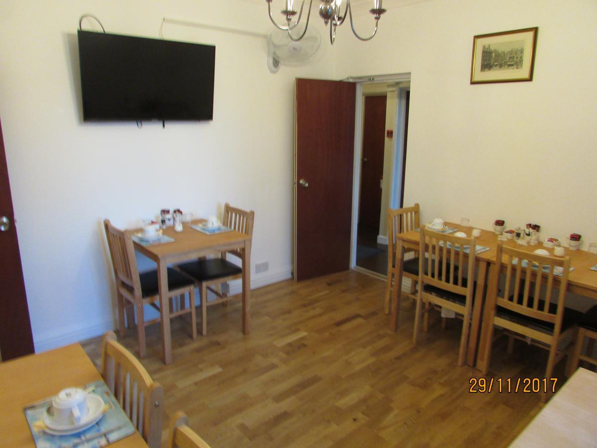 Charlotte Guest House Weymouth Bagian luar foto